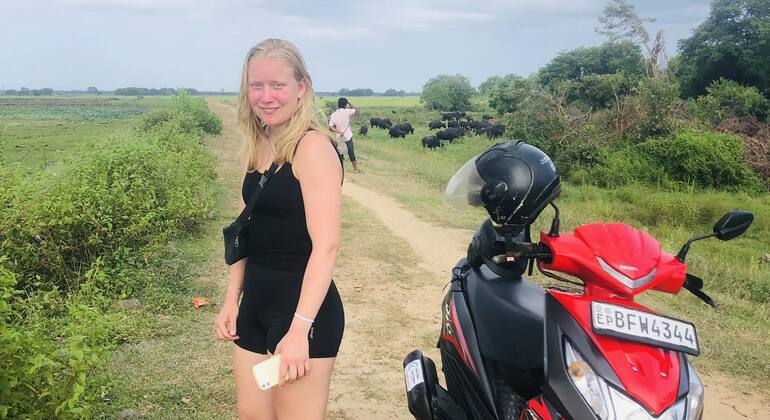 Excursion en scooter à Arugam Bay, Sri Lanka