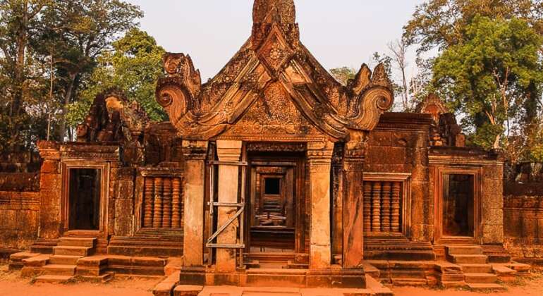 -days-siem-reap-tour-to-banteay-srei-and-kompong-pluk-en-7