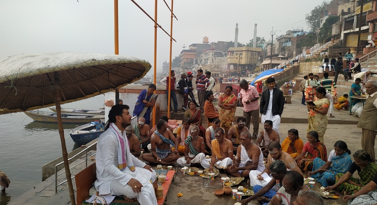 sunrise-spiritual-tour-of-varanasi-en-6