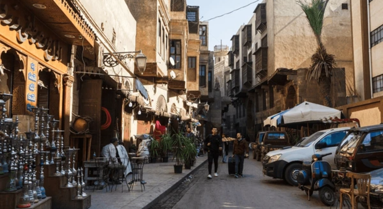 Visita Guiada por la Calle El-Moez y el Bazar Khan Khalili