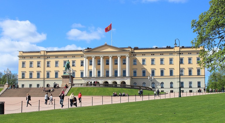 Oslo History, Art & Secrets Tour