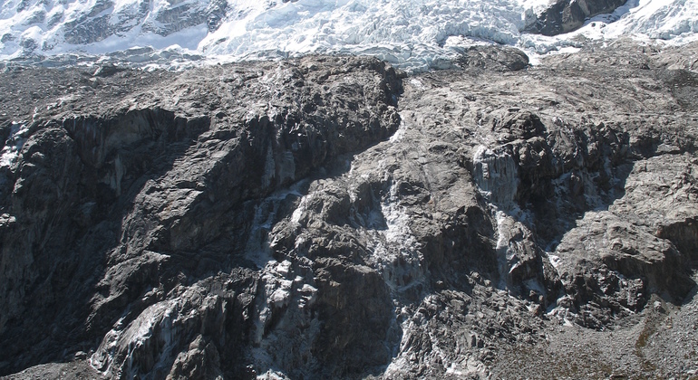 lake-sixty-nine-tour-in-the-huascaran-national-park-en-6