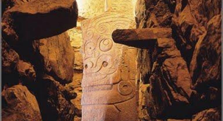 chavin-ruins-the-pre-inca-citadel-lake-querococha-en-5