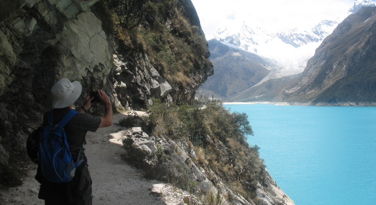 paron-lake-tour-in-the-heart-of-cordillera-blanca-en-4