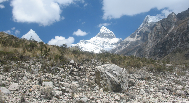 paron-lake-tour-in-the-heart-of-cordillera-blanca-en-8