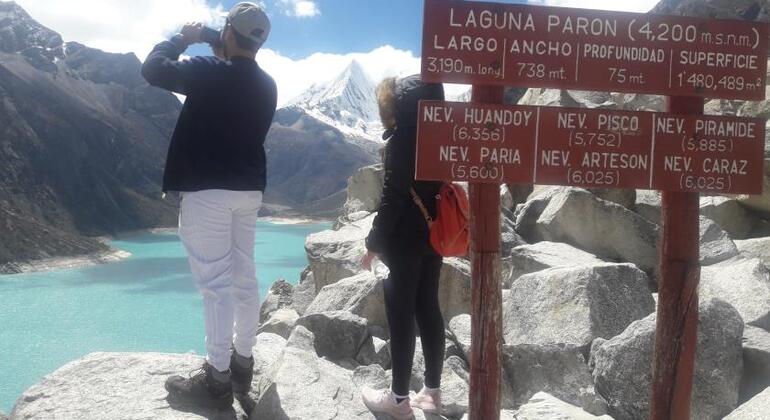 paron-lake-tour-in-the-heart-of-cordillera-blanca-en-13