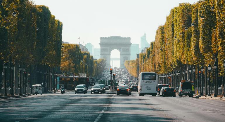 Paris Monumental en Bicicleta Operado por Red Cyclotours