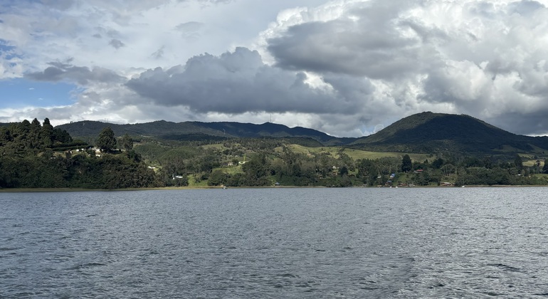 descubre-la-magia-de-la-laguna-de-la-cocha-es-3