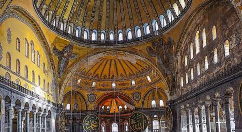 Hagia Sophia & Basilica Cistern Tour