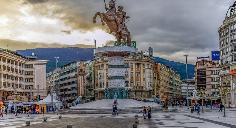 Explorar Skopje a pé, North Macedonia