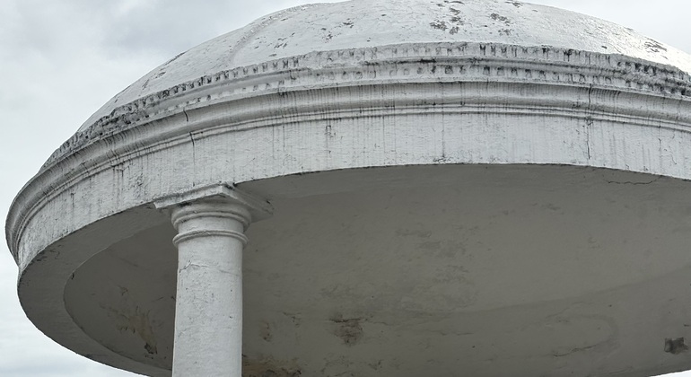 descubre-las-lajas-el-cementerio-de-tulcan-es-10