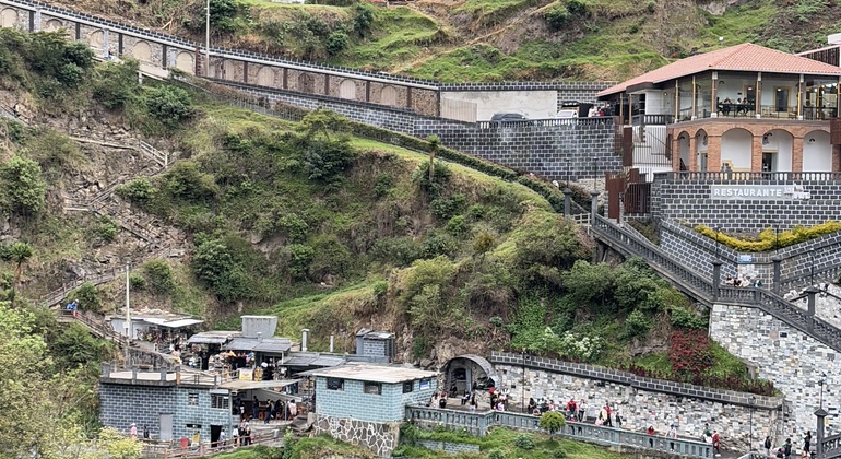 descubre-las-lajas-el-cementerio-de-tulcan-es-23