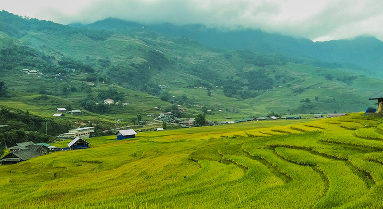 mountain-trekking-to-rice-terraced-fields-and-villages-en-12