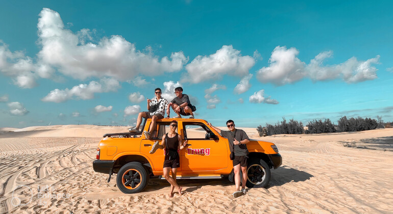 private-jeep-adventure-to-the-sand-dunes-of-mui-ne-en-1