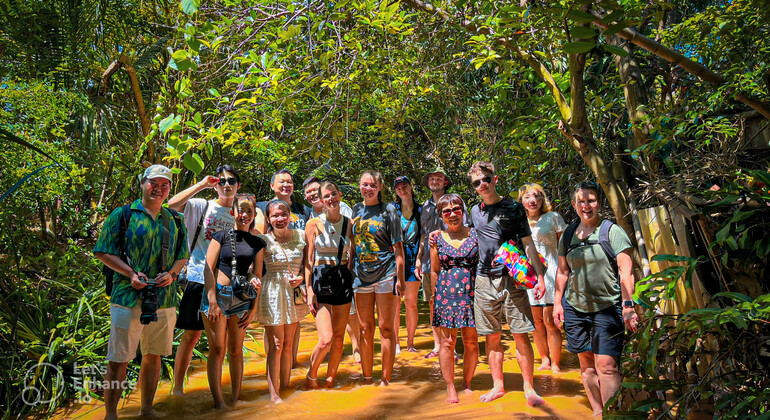 private-jeep-adventure-to-the-sand-dunes-of-mui-ne-es-10