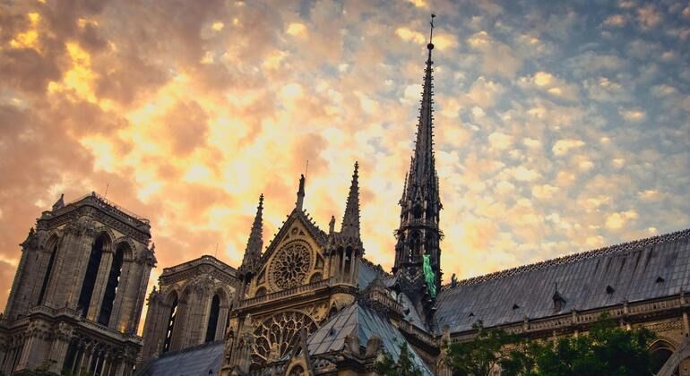 Notre Dame est de retour ! Tragédies et triomphes