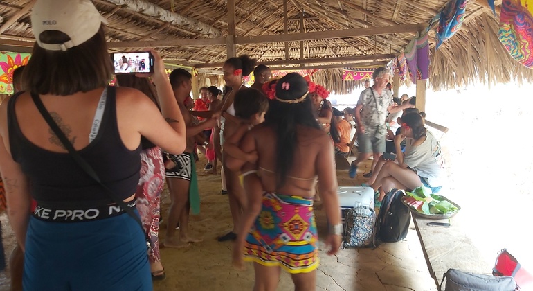 Scoprite l'esperienza del Villaggio Embera