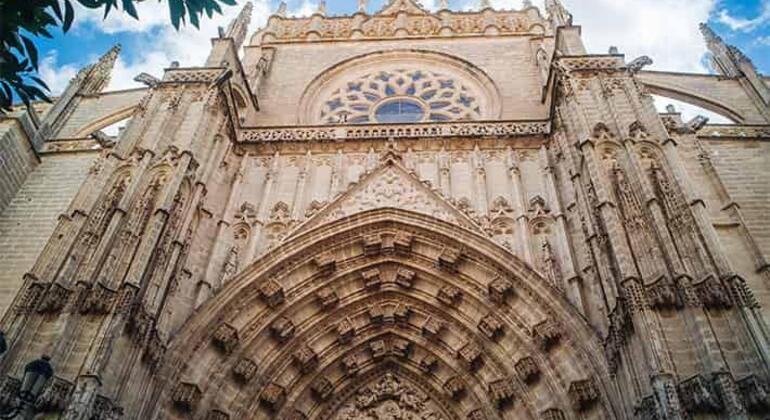 Visita Guiada por la Catedral de Sevilla y Giralda