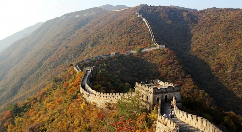 Excursión en Autobús por la Gran Muralla de Mutianyu Operado por FunChinaTours