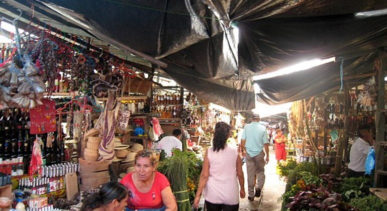 descubre-las-casas-flotantes-de-belen-iquitos-es-2