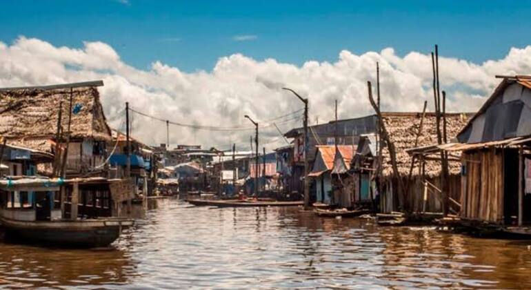 descubre-las-casas-flotantes-de-belen-iquitos-es-1