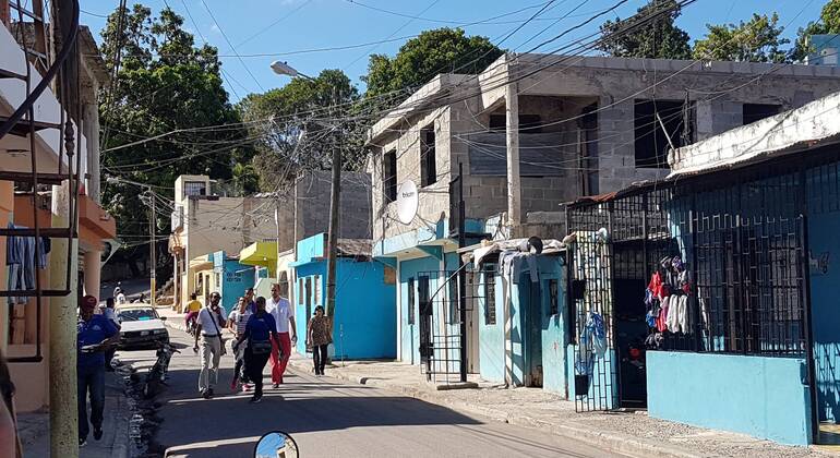 santo-domingo-social-political-walk-es-2