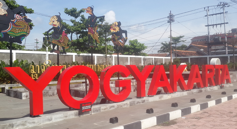 Yogyakarta: Malioboro Free Walking Tour