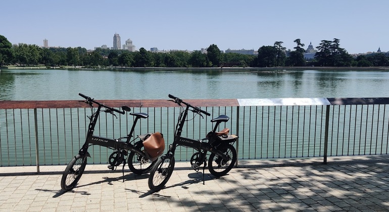 Passeio gratuito de E-Bike por Madrid Organizado por QIK Tours