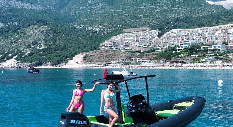 Avventura a Grama Bay e tour in motoscafo della Grotta delle Gemme Blu