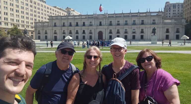 The authentic French free walking tour in Santiago