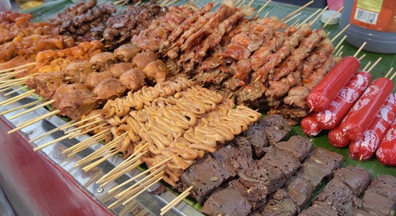 Descubra la Comida Callejera de Manila