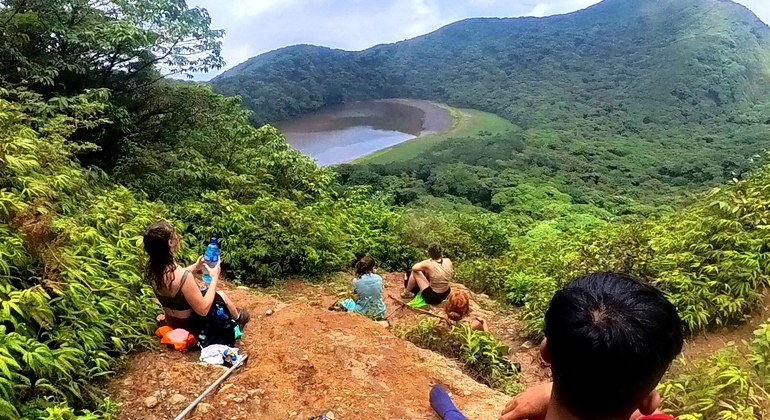 hiking-on-maderas-volcano-en-1