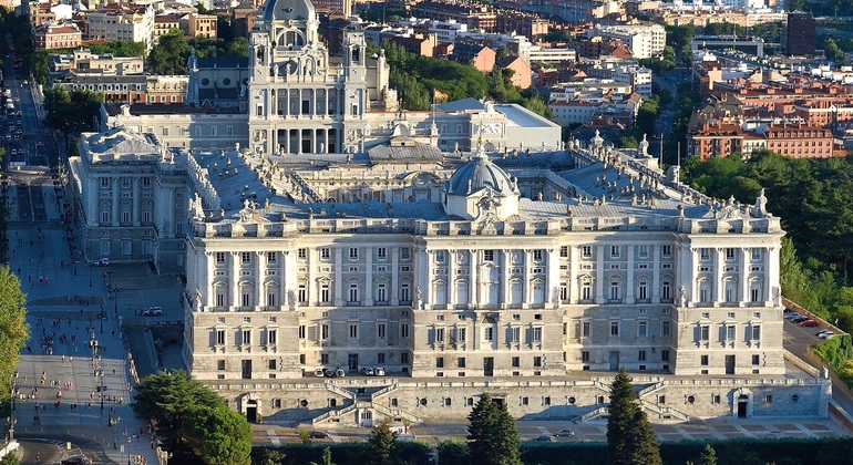 Visita gratuita ao Centro Histórico de Madrid  Organizado por World Wide Tours