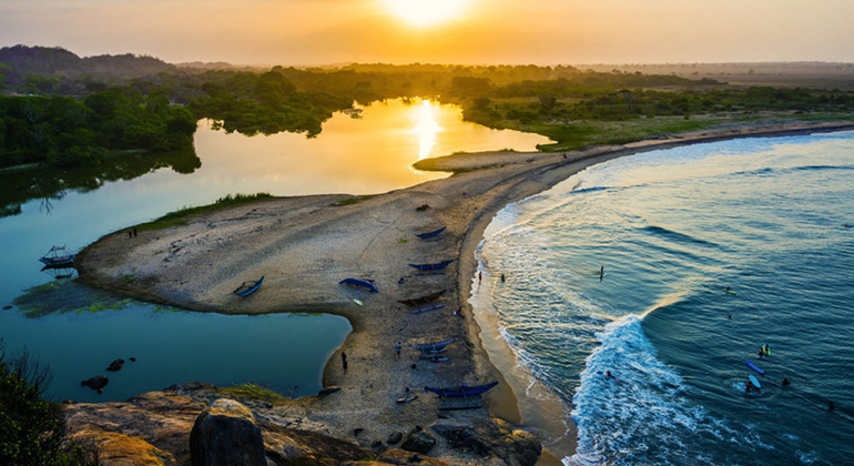 night-camping-and-surfing-at-elephant-rock-en-24