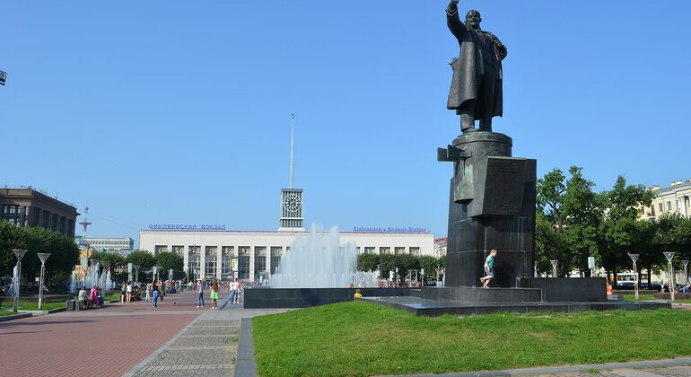 October Revolution Tour - St Petersburg | FREETOUR.com