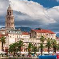 Kristina — Guide de Visite à pied gratuite de Split, Croatie