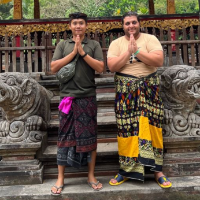 I Putu Agus — Guida di Trekking all'alba di Bali sul vulcano Batur, Indonesia