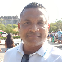 Rooddy Pacheco  — Guia de Passeando pela história de Cartagena, Colômbia