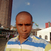 PETER NG'ANG'A  — Guía del Explore el Corazón de la Ciudad de Nairobi, Kenia