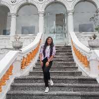 Stefy — Guide in Privater Transport in die Mitte der Welt, Ecuador