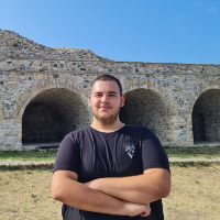 Akil Çejku — Guide in Wochenendspaziergänge in Prishtina: Kostenlose Stadtrundfahrt, Kosovo